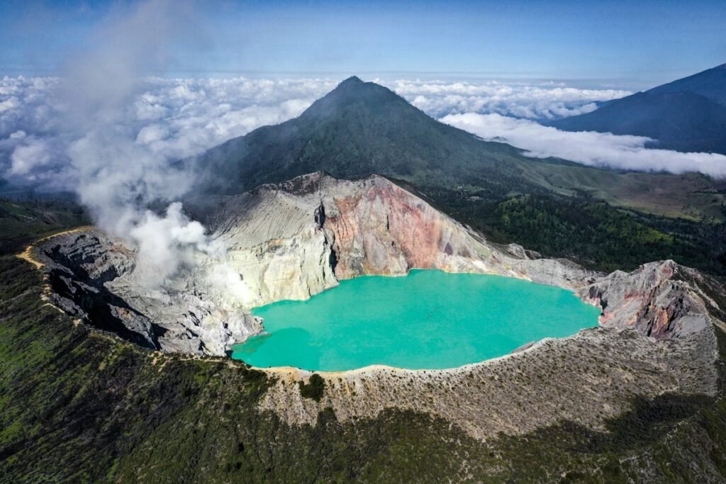 How To Visit Kawah Ijen – Volcano Lake & Blue Fire In Java